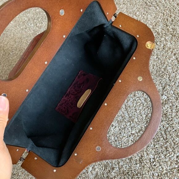 Burgundy Floral Embossed Cowhide Handmade Wooden Frame Top Handle Bag/Crossbody - Picture 14 of 16